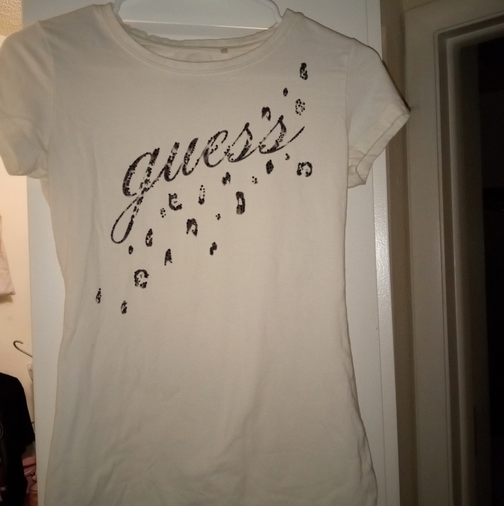 Cute Guess tee. Will sell the 3 tees for $10